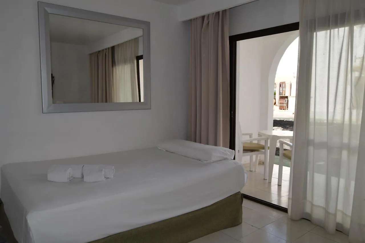 Apartamentos Hesperia Bristol Playa Corralejo Spain